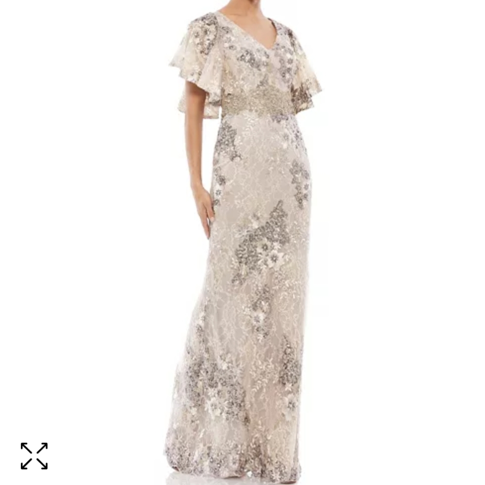 Mac Duggal SZ 18 Embroidery and Beads